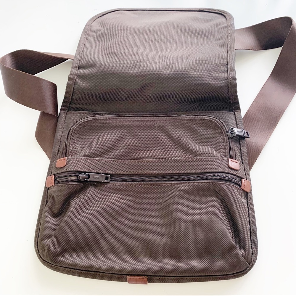 Tumi Alpha flap messenger small travel tote - Picture 7 of 12